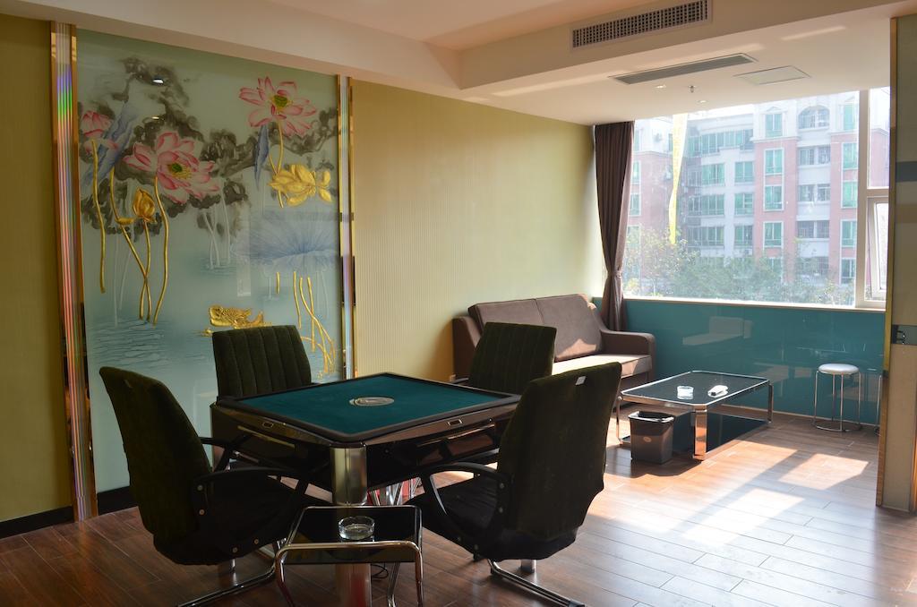 Zhuhai Platinum Holiday Hotel Extérieur photo