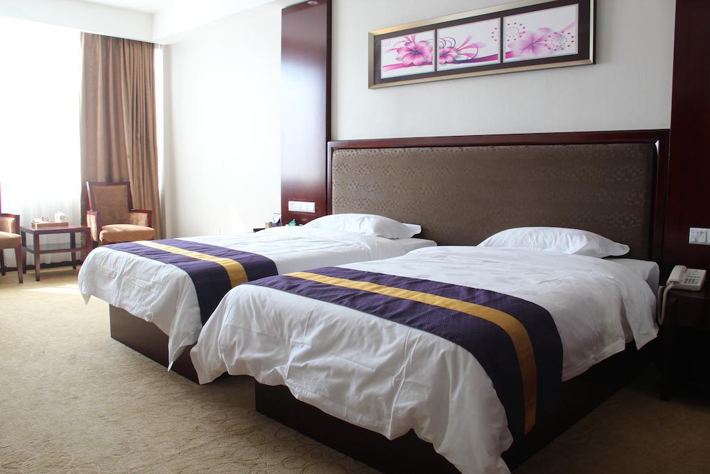 Zhuhai Platinum Holiday Hotel Chambre photo