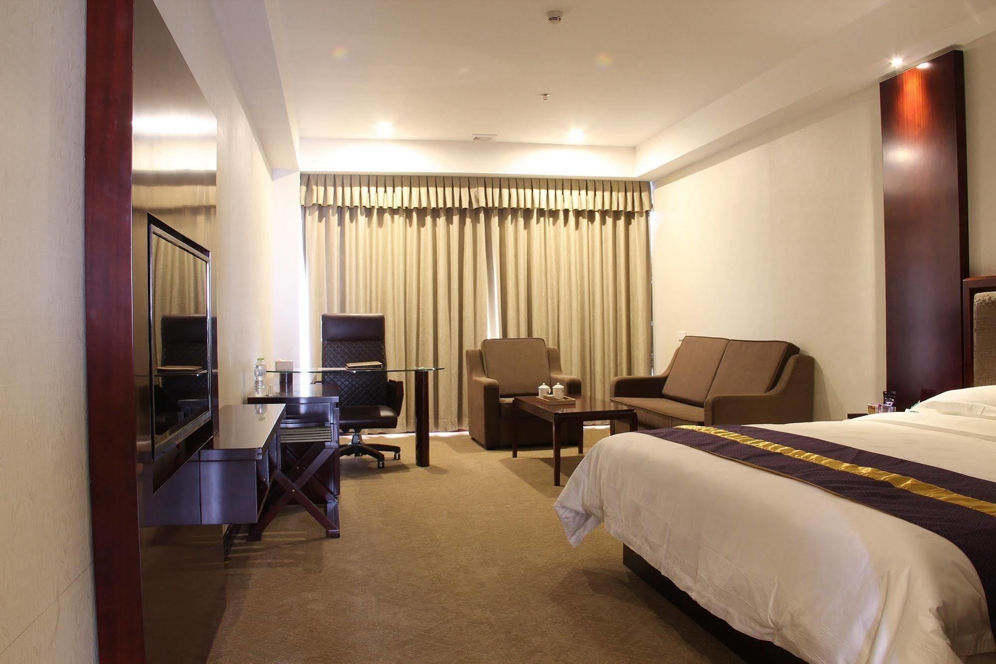 Zhuhai Platinum Holiday Hotel Extérieur photo