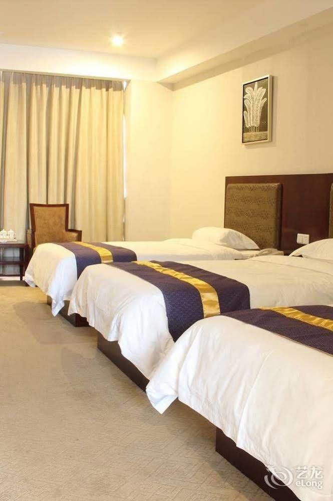 Zhuhai Platinum Holiday Hotel Extérieur photo