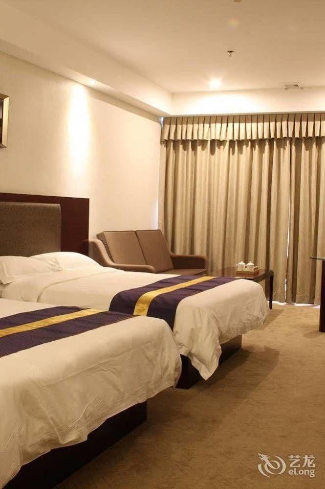Zhuhai Platinum Holiday Hotel Extérieur photo